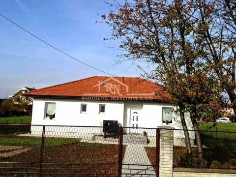 Sale, house, 109m², Borča 1, Borča Sve Podlokacije - image 5