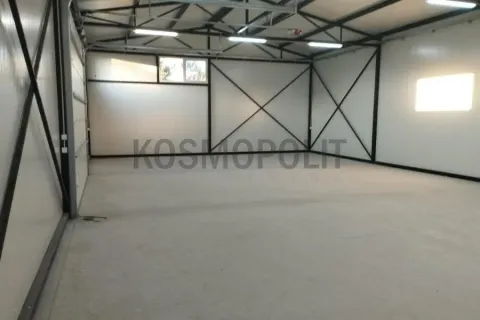 Poslovni prostor in Batajnica