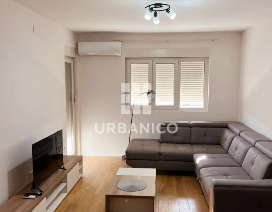 Prodaja, jednosoban stan, 49m², Central Point, Podgorica