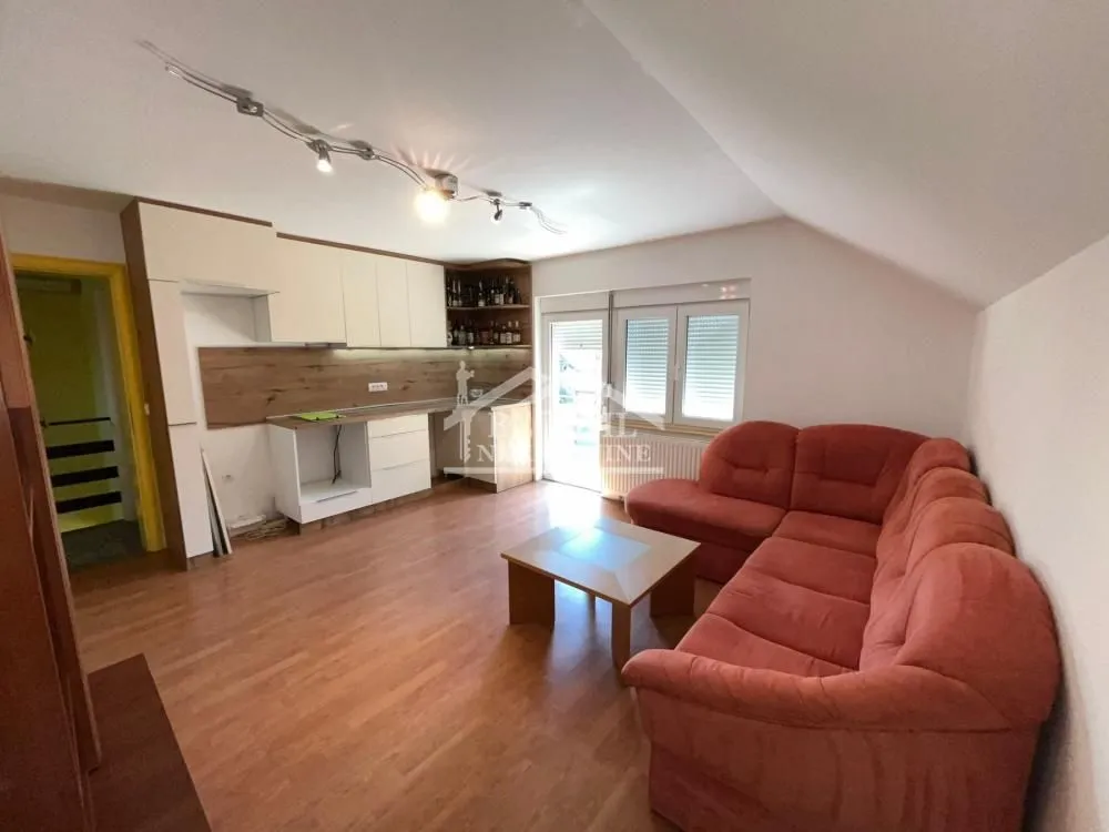 Sale, house, 250m², Papazovac, Smederevo