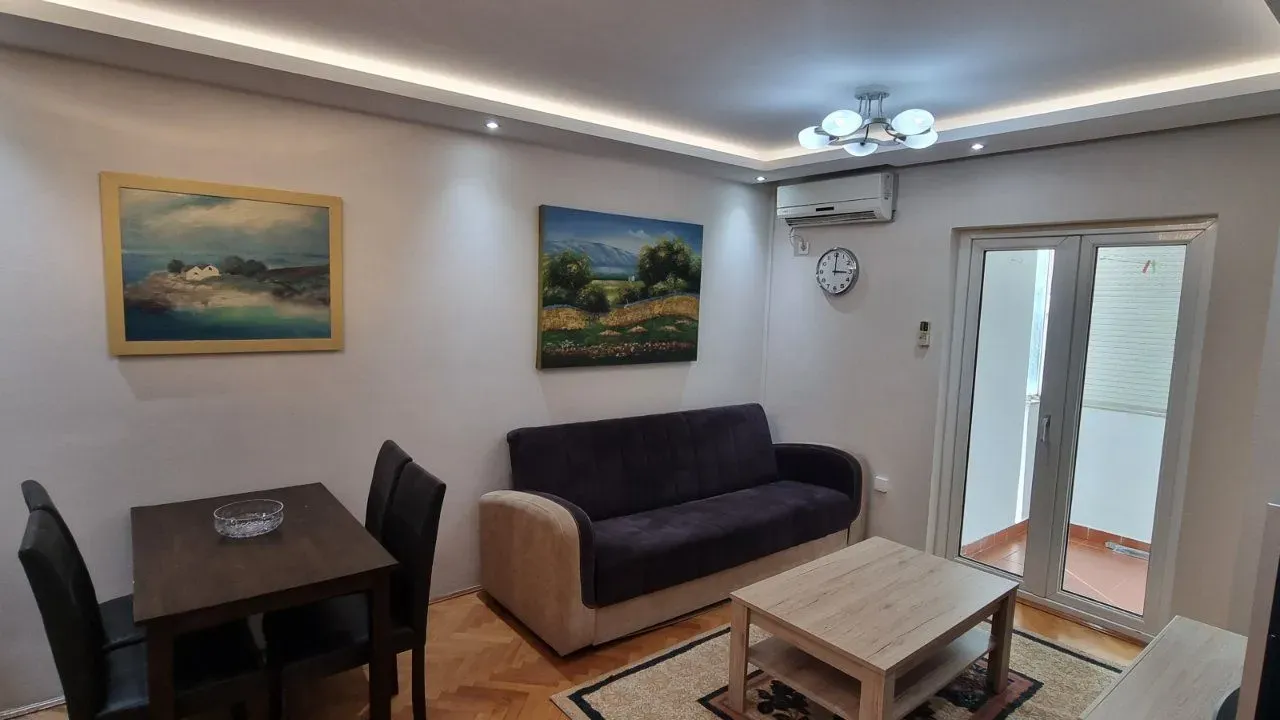 Izdavanje, jednosoban stan, 45m², Preko Morače, Podgorica