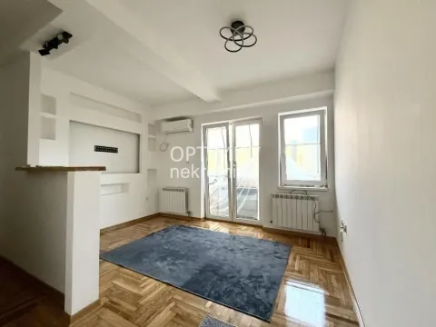 Stan in Zvezdara Sve Podlokacije