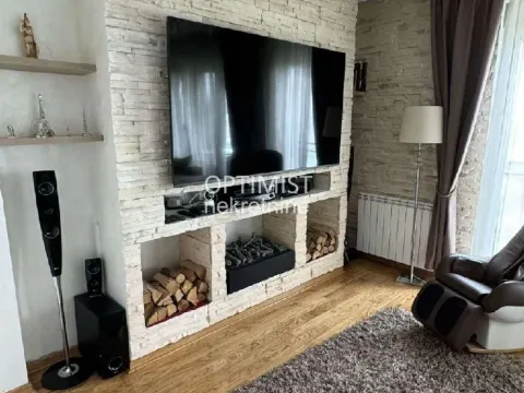 Prodaja, stan, 138m², Skojevsko Naselje, Beograd - image 2
