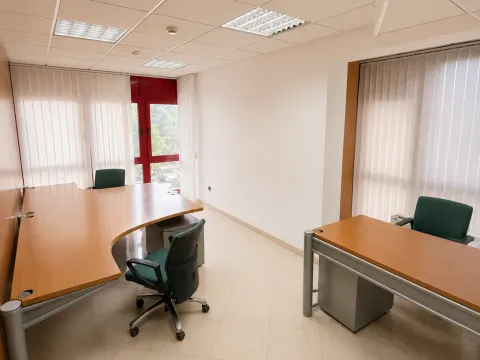 Sale, office space, 412m², Preko Morače, Podgorica - image 14