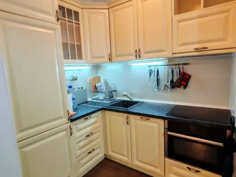 Sale, two bedroom apartment, 86m², Bečići, Budva - image 4