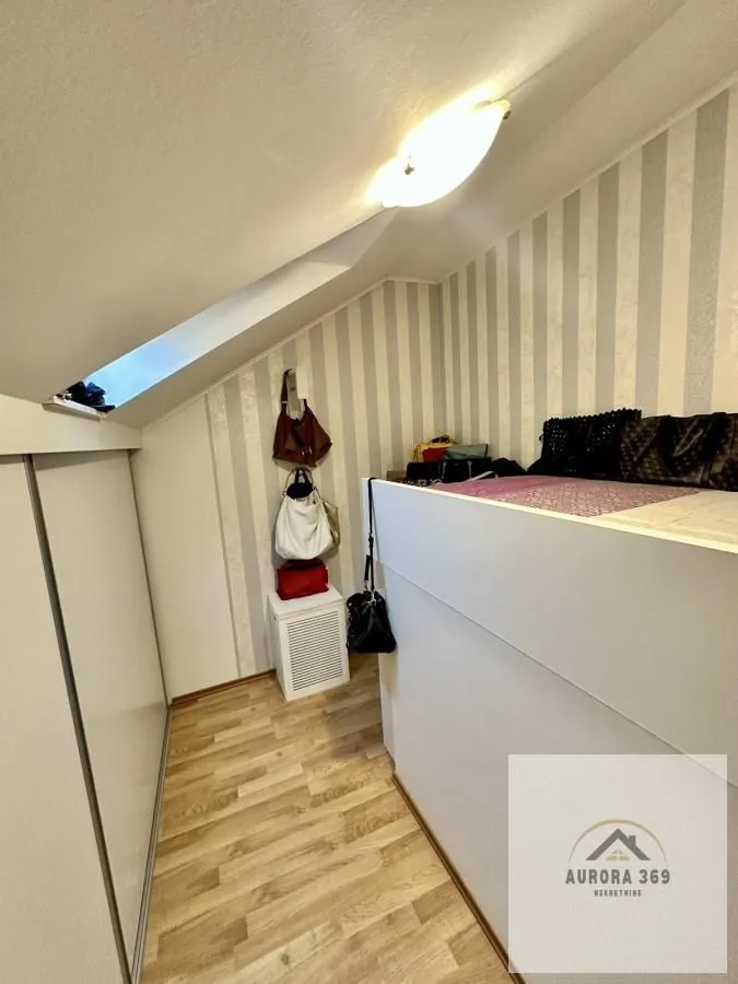 Prodaja, trosoban stan, 78m², Centar, Novi Sad