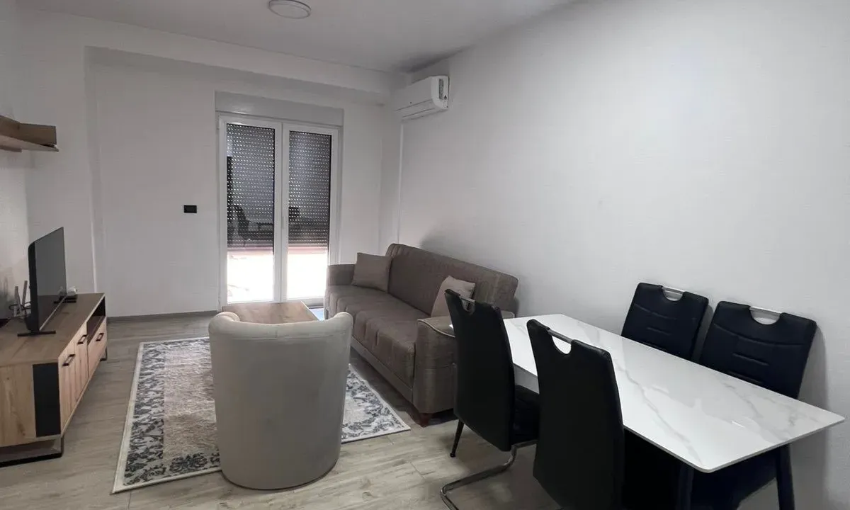 Izdavanje, jednosoban stan, 55m², Bjeliši, Bar