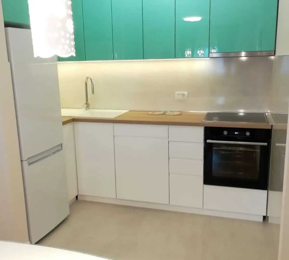 Izdavanje, jednosoban stan, 49m², Central Point, Podgorica