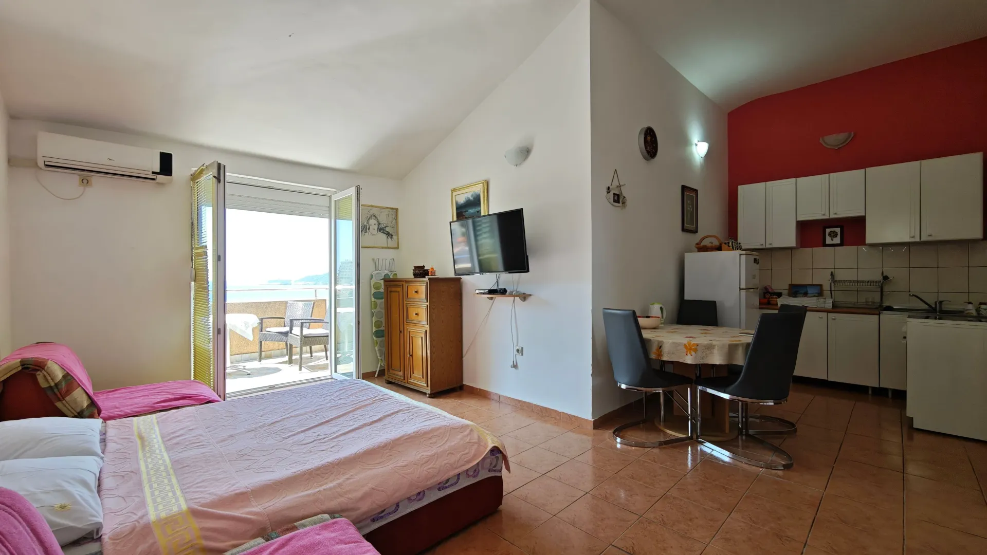 Sale, one bedroom apartment, 44m², Rafailovići, Budva
