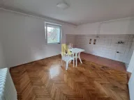 Izdavanje, kuća, 70m², Sremska Kamenica, Petrovaradin - image 2
