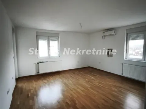 Rent, three bedroom apartment, 60m², Bulevar patrijarha Pavla, Novi Sad Sve Podlokacije