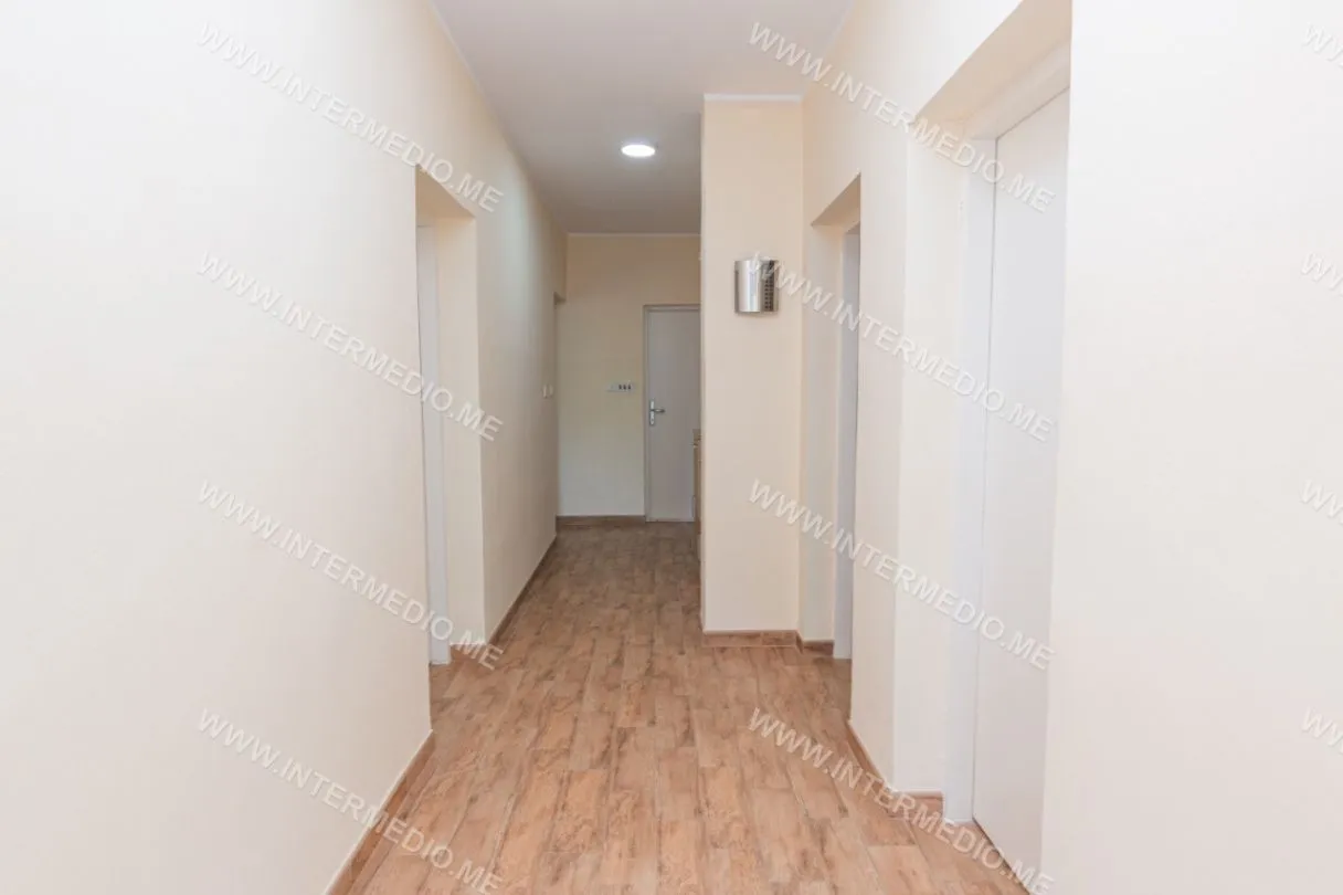 Prodaja, kuća, 231m², Sutorina, Herceg Novi