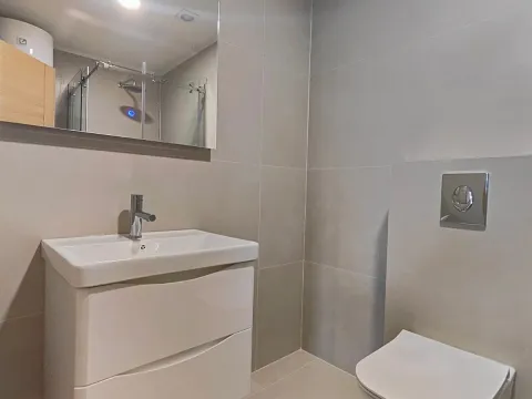 Izdavanje, dvosoban stan, 53m², City Kvart, Podgorica - image 7