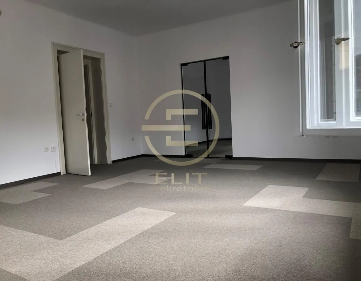 Rent, office space, 113m², Novi Sad Sve Podlokacije, Novi Sad