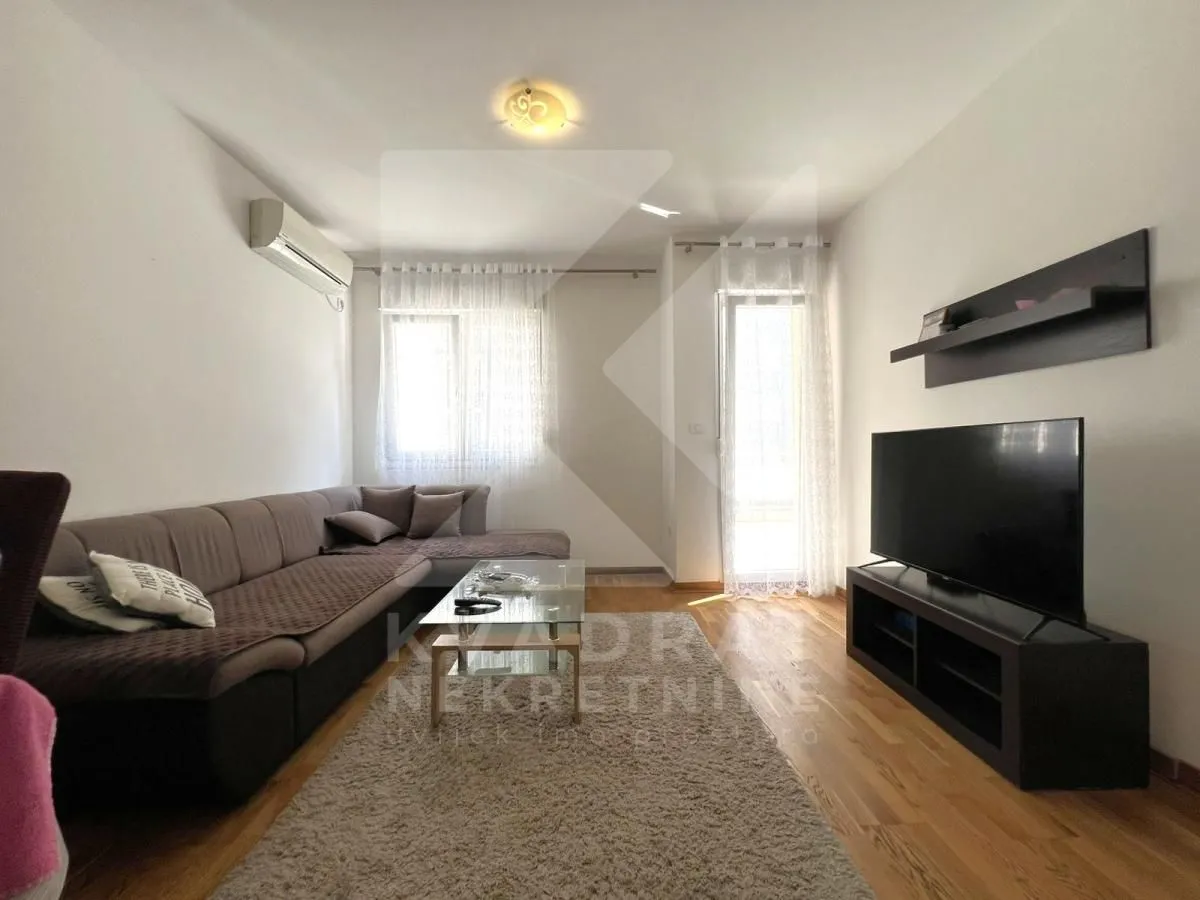 Rent, one bedroom apartment, 54m², City Kvart, Podgorica