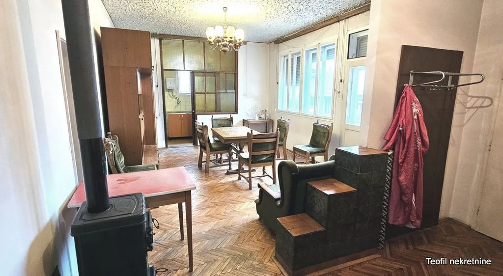 Sale, four bedroom apartment, 108m², Voždovac Sve Podlokacije, Beograd