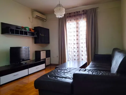 Rent, apartment, 68m², Stari Aerodrom, Podgorica - image 2