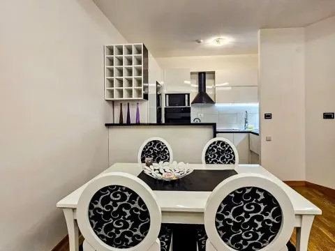 Rent, one bedroom apartment, 54m², City Kvart, Podgorica - image 4