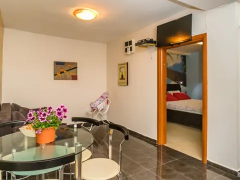 Sale, one bedroom apartment, 45m², Rafailovići, Budva - image 3