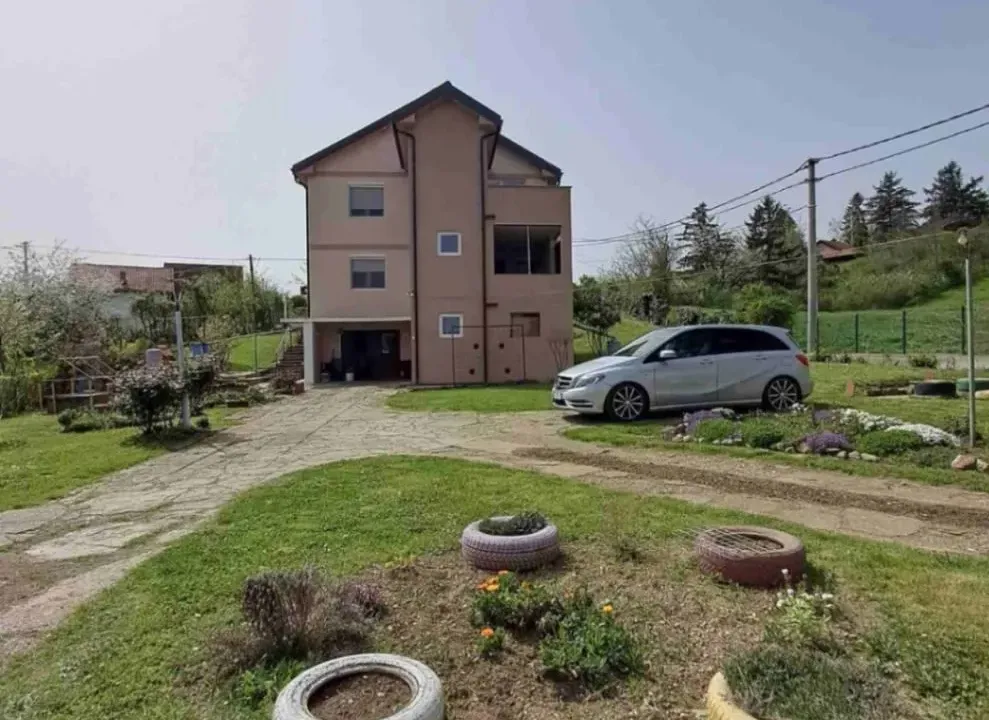 Prodaja, kuća, 250m², Grocka, Beograd