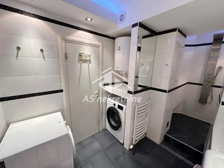Izdavanje, stan, 60m², Novi Beograd Sve Podlokacije, Beograd