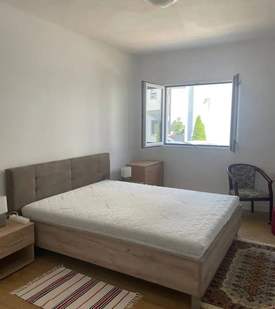 Rent, three bedroom apartment, 87m², Seljanovo, Tivat
