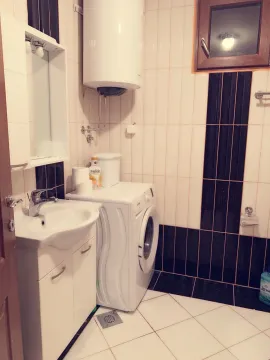 Rent, two bedroom apartment, 73m², Bečići, Budva - image 8