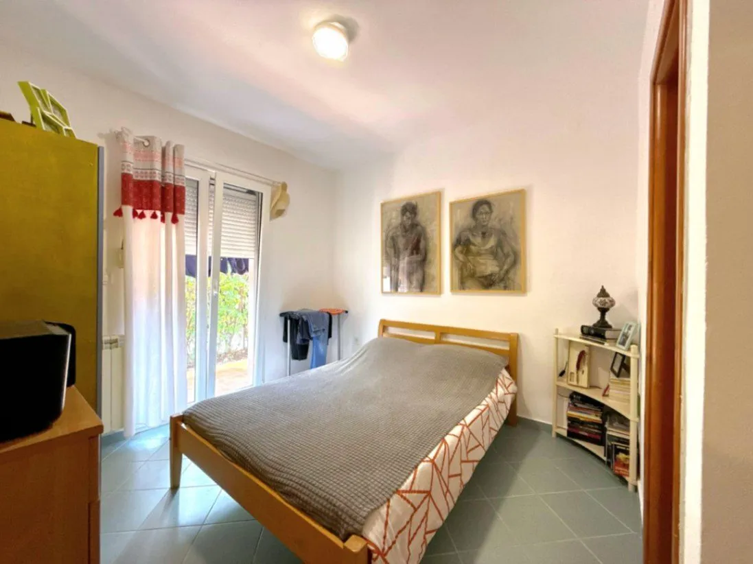Prodaja, kuća, 150m², Tološi, Podgorica