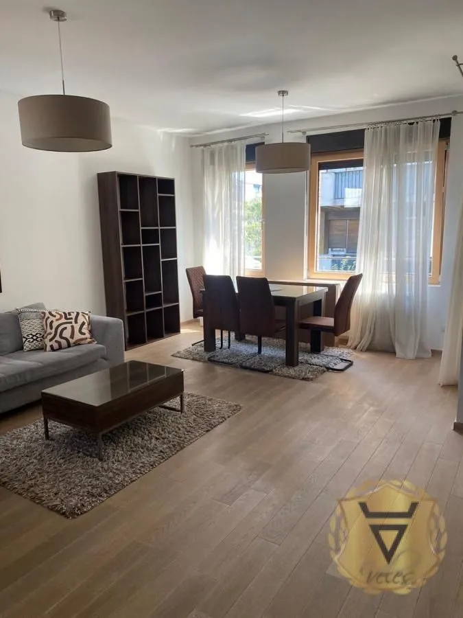 Rent, three bedroom apartment, 63m², Vračar Sve Podlokacije, Beograd