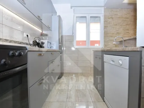 Rent, house, 118m², Cijevna, Podgorica - image 4