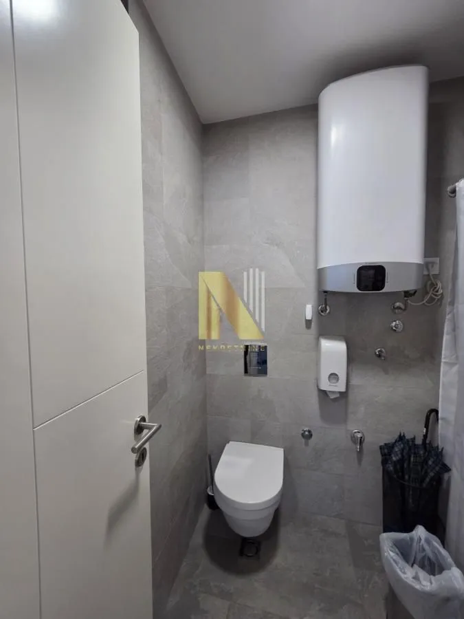 Rent, office space, 80m², Centar, Novi Sad