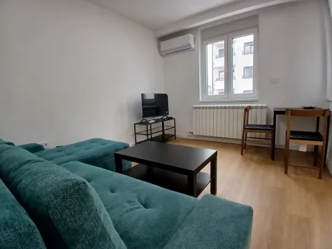 Rent, one bedroom apartment, 31m², Šumice, Beograd - image 5