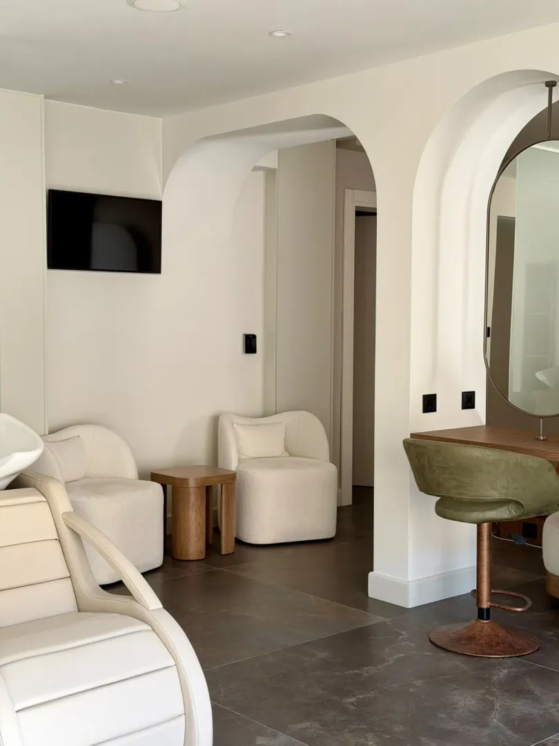Rent, office space, 42m², Opatovo, Tivat