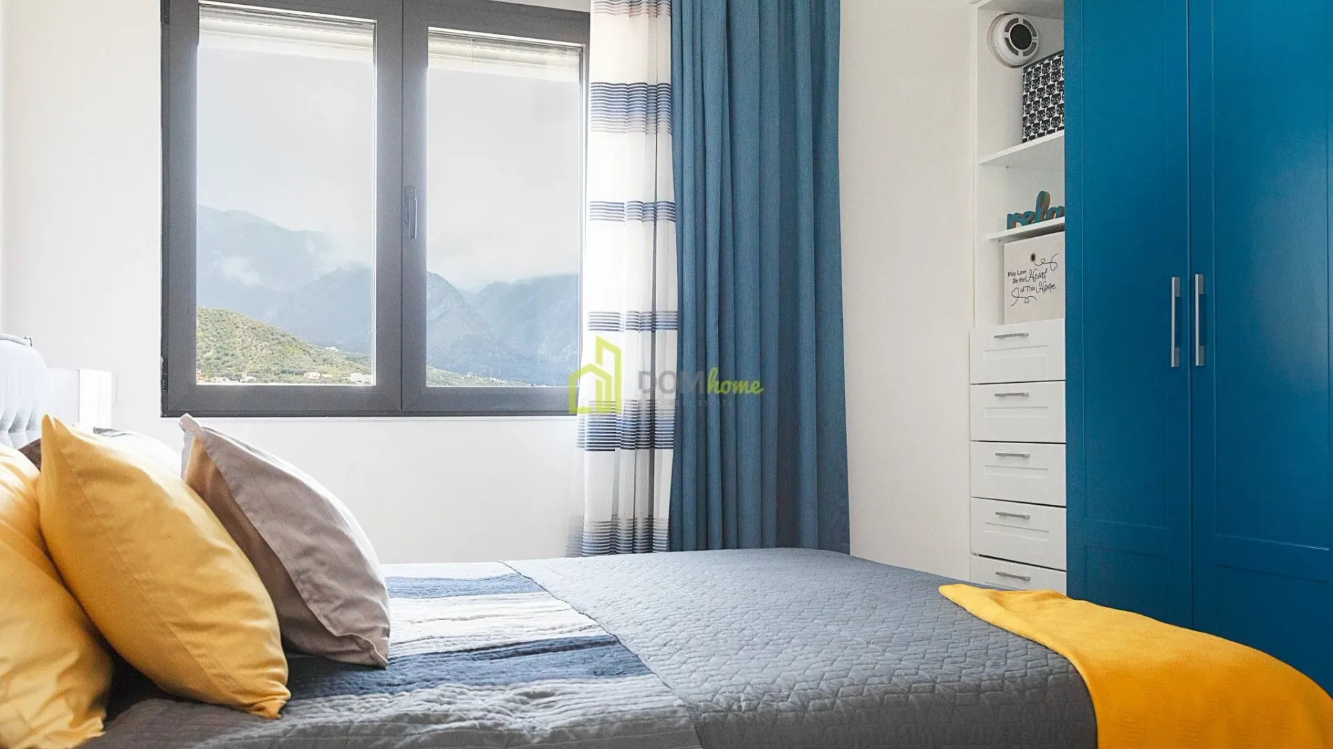 Sale, two bedroom apartment, 296m², Bar, Crna Gora