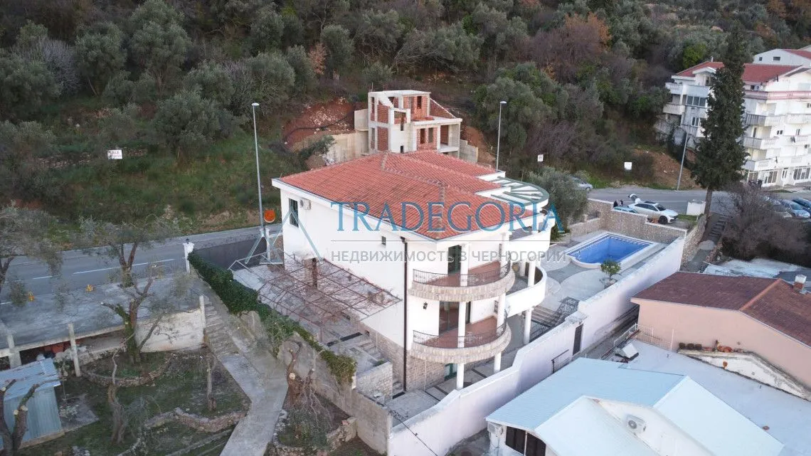Prodaja, kuća, 422m², Petrovac, Budva