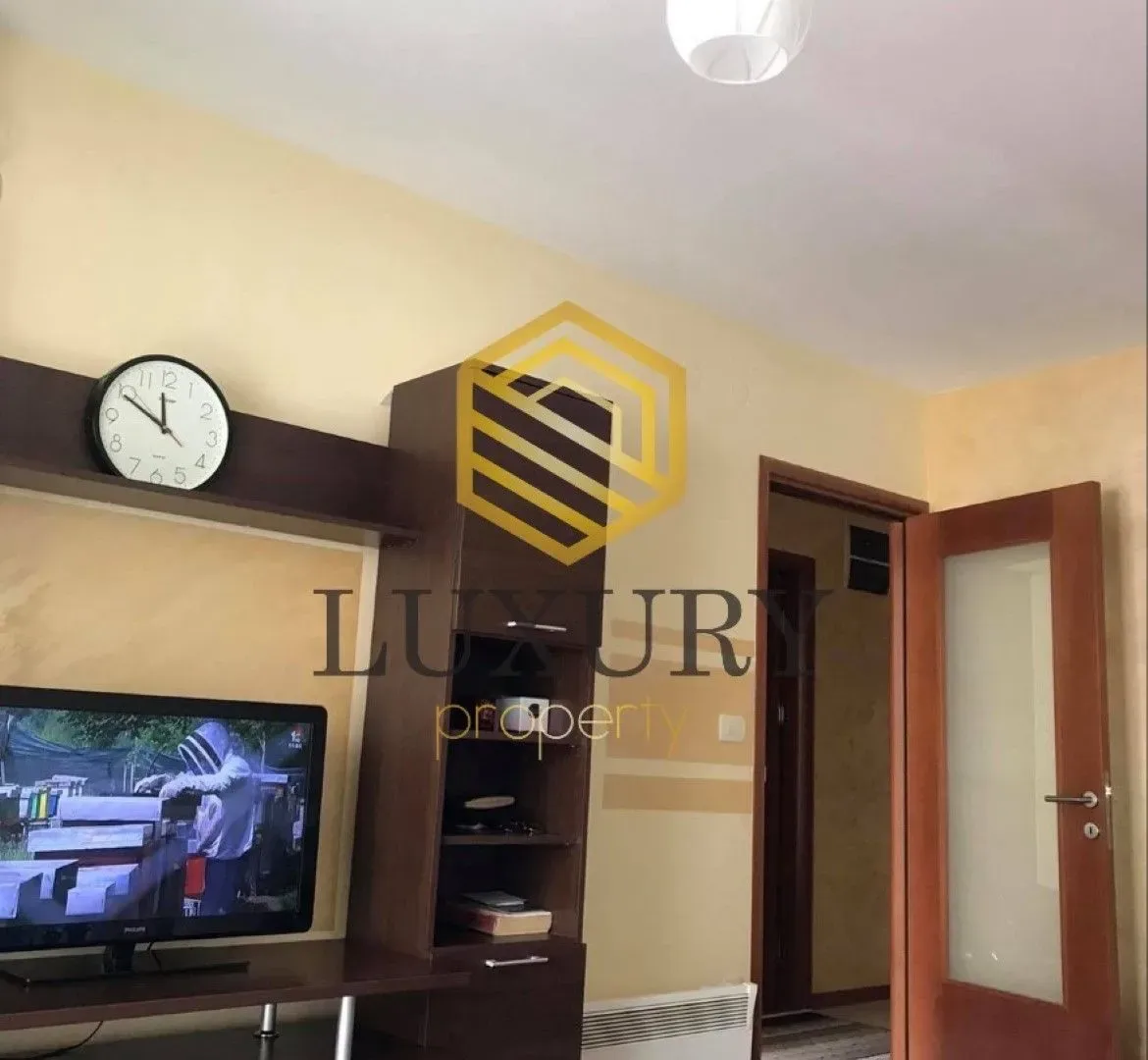 Prodaja, jednosoban stan, 40m², Stari Aerodrom, Podgorica