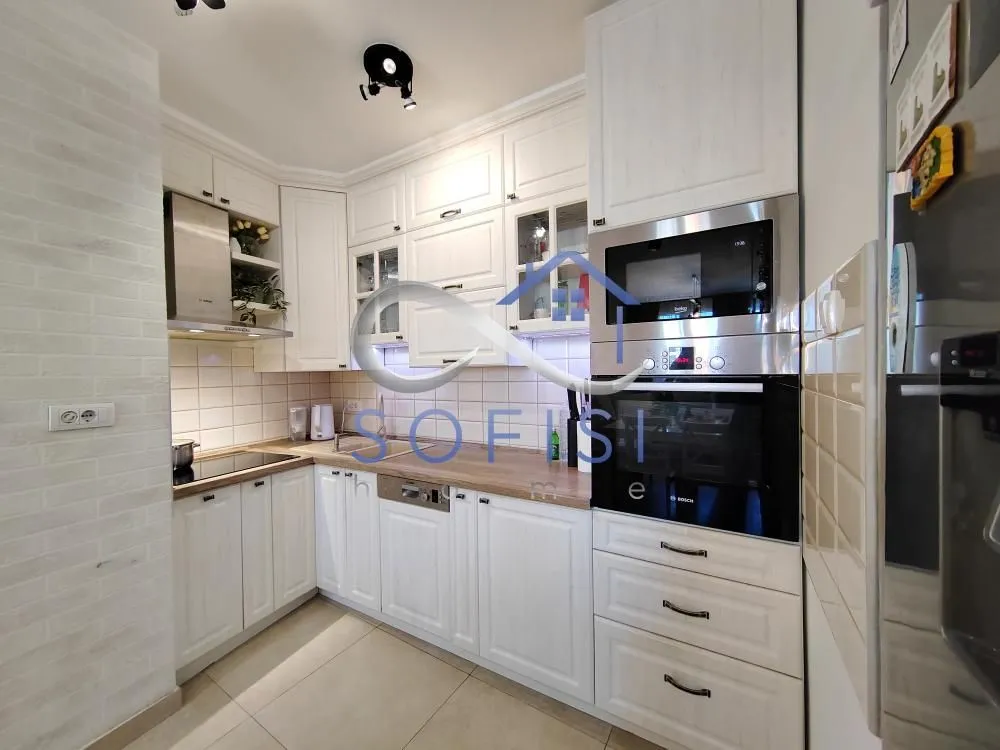 Izdavanje, trosoban stan, 68m², Adamovićevo Naselje, Novi Sad Sve Podlokacije