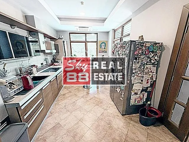 Rent, apartment, 330m², Savski Venac, Beograd