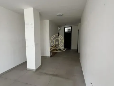 Rent, office space, 34m², Centar, Vrnjačka Banja - image 4