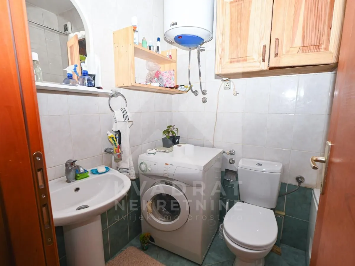 Rent, studio apartment, 24m², Stari Aerodrom, Podgorica