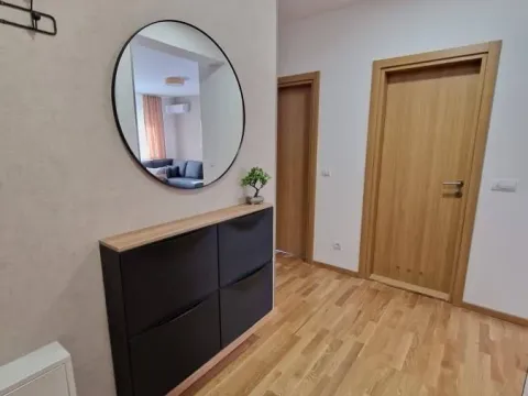 Izdavanje, trosoban stan, 67m², Novo naselje, Novi Sad - image 8