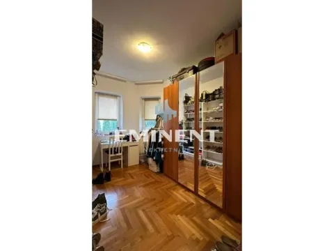 Izdavanje, četvorosoban stan, 140m², Zemun Sve Podlokacije, Beograd - image 13