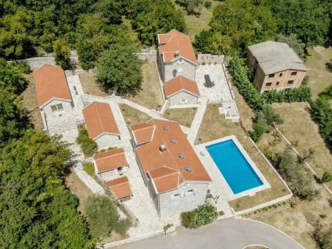 Prodaja, kuća, 800m², Prčanj, Kotor - image 52