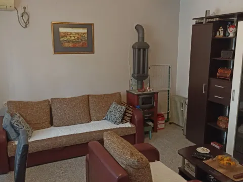 Prodaja, kuća, 200m², Sutomore, Bar - image 14