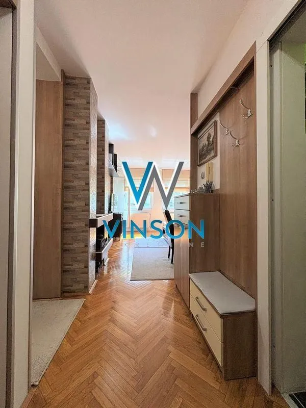 Prodaja, trosoban stan, 57m², Grbavica, Novi Sad Sve Podlokacije