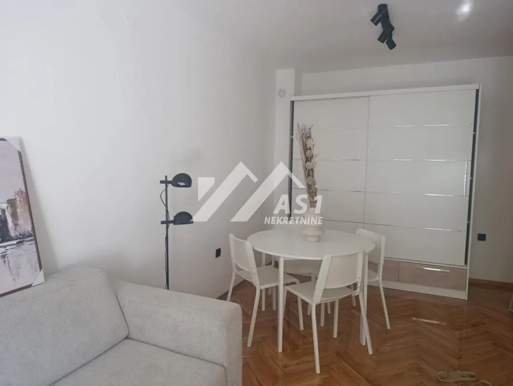 Rent, two bedroom apartment, 55m², Bulevar Oslobodjenja, Novi Sad Sve Podlokacije