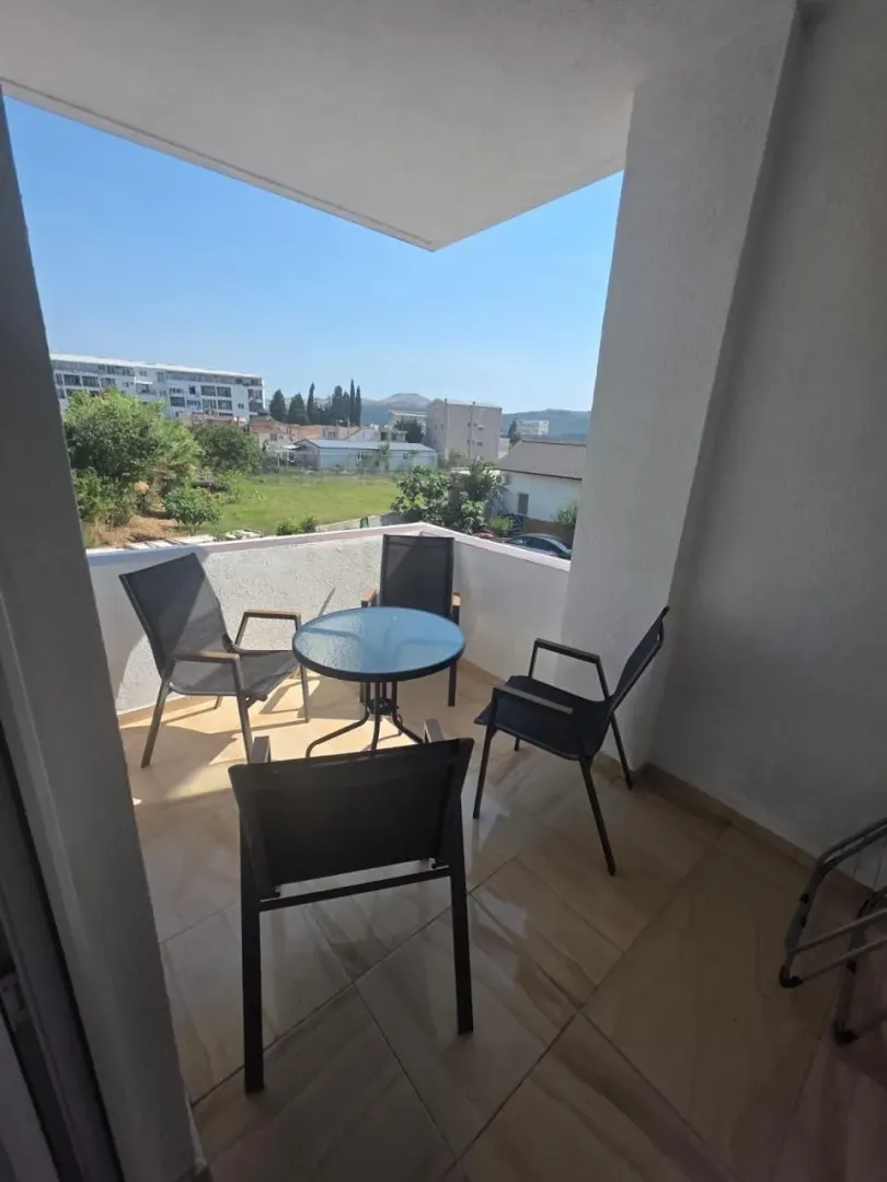 Rent, one bedroom apartment, 50m², Bjeliši, Bar
