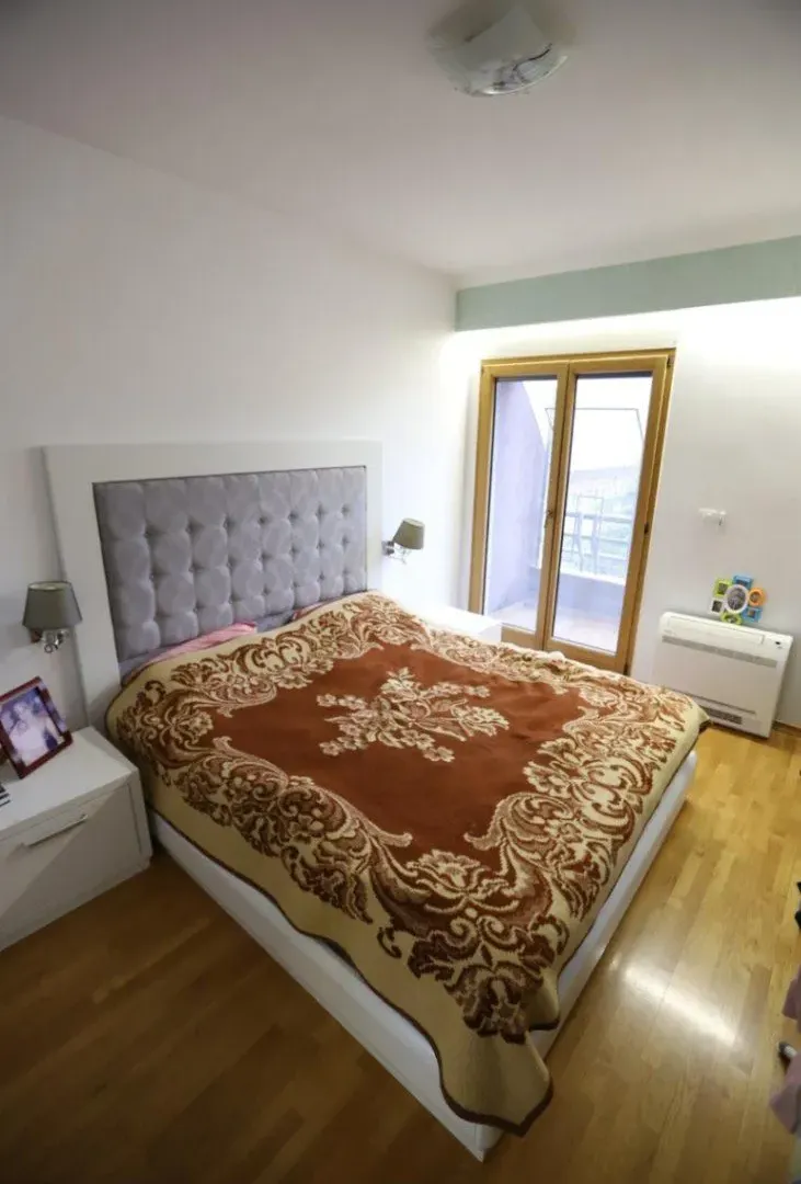 Prodaja, trosoban stan, 136m², Centar, Podgorica