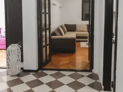 Sale, two bedroom apartment, 86m², Malo Brdo, Podgorica - image 10