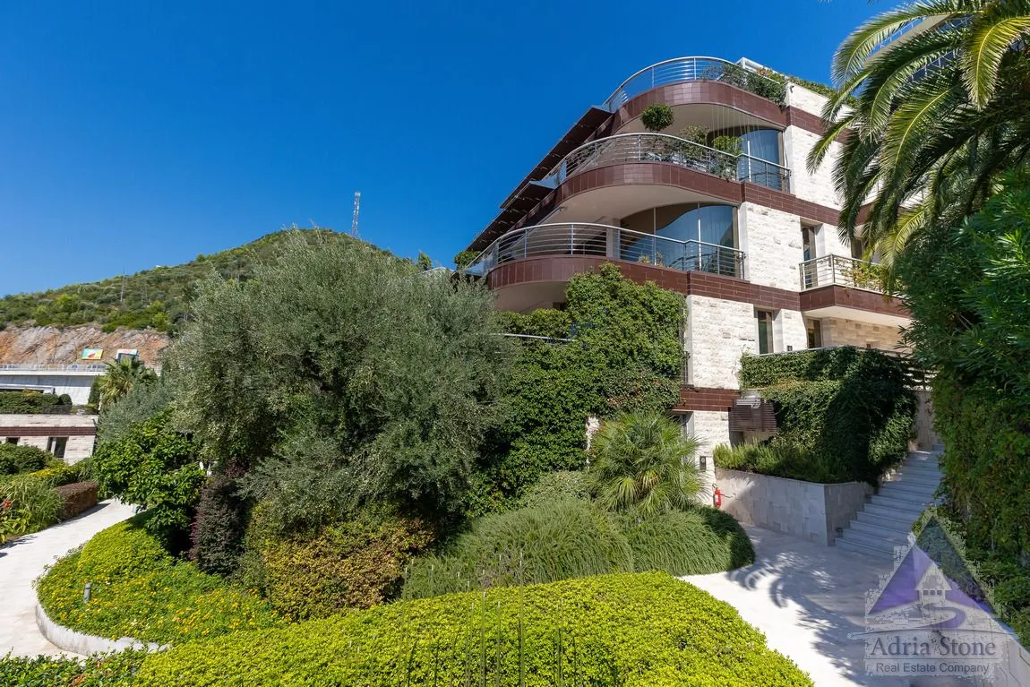 Sale, one bedroom apartment, 97m², Zavala, Budva